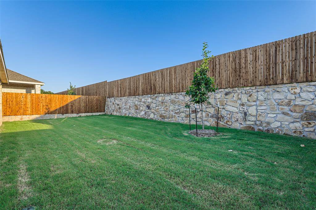 1205 Gladespring Lane, Anna, TX 75409