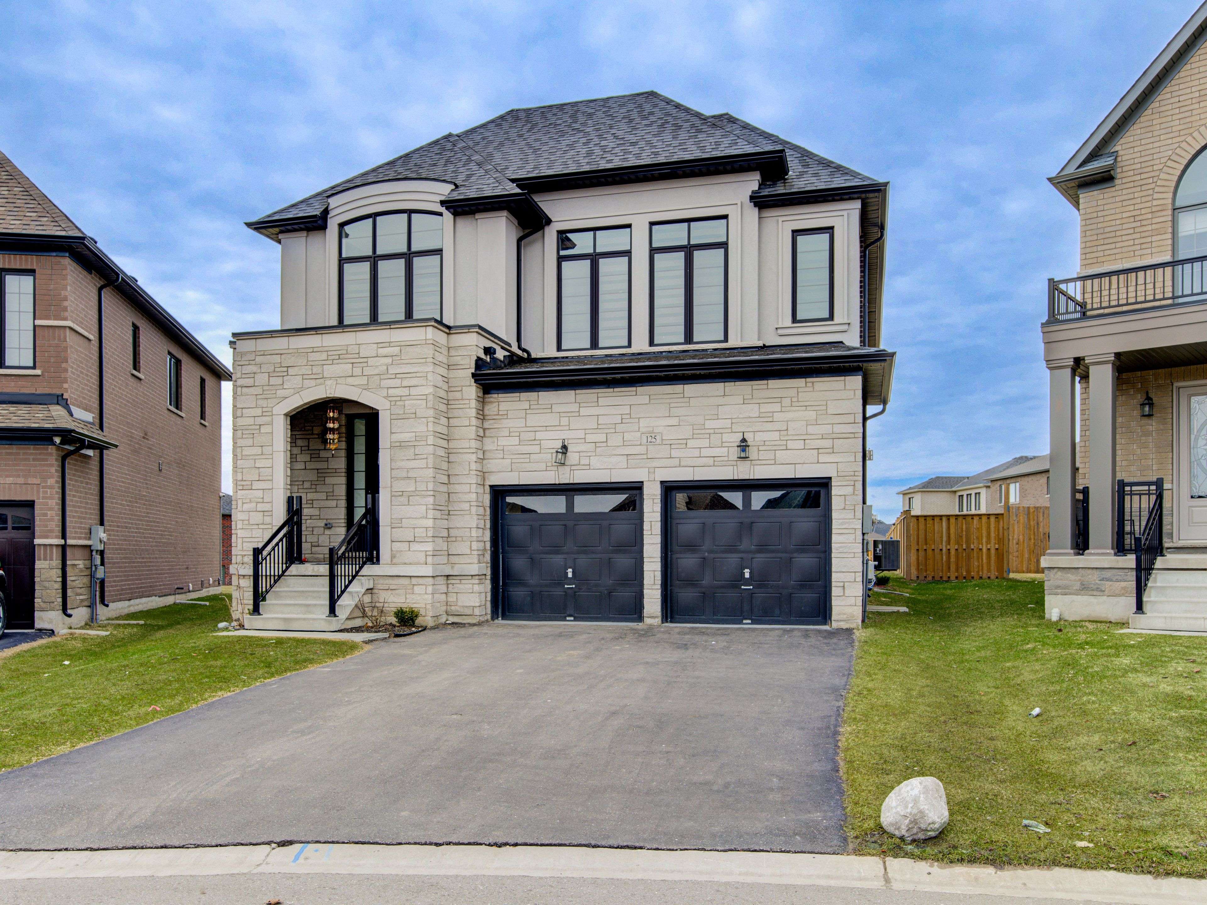 125 Prince Charles CRES, Woodstock, ON N4T 0N1