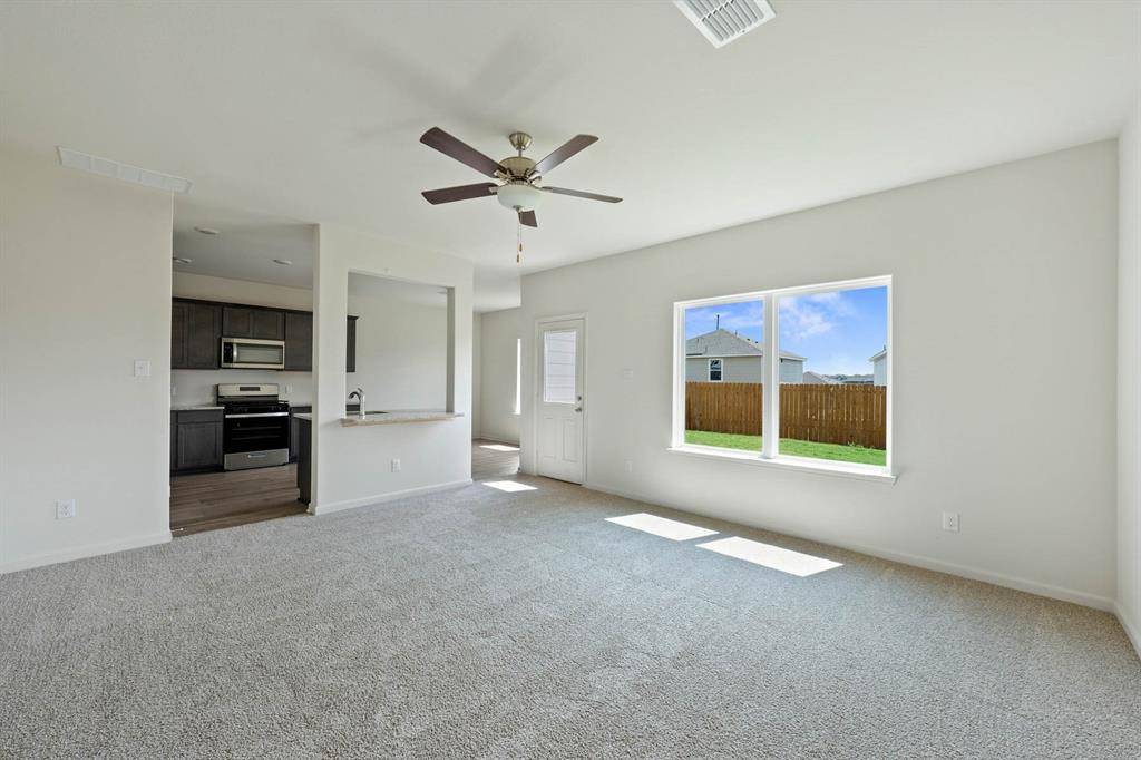 8413 Silverbow Drive, Ponder, TX 76259