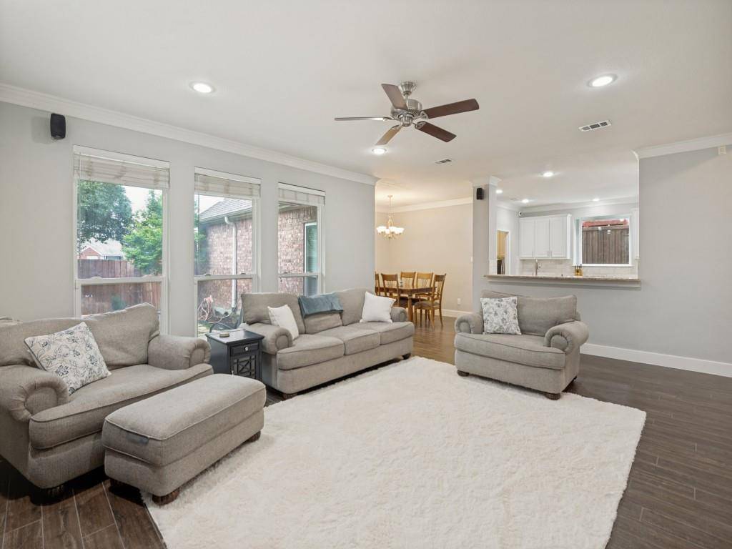 2005 Saint Pierre Drive, Carrollton, TX 75006