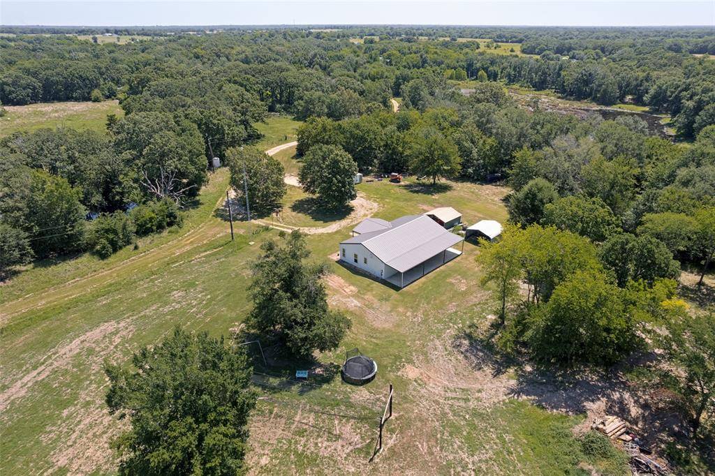 822 Private Road 7370, Point, TX 75472