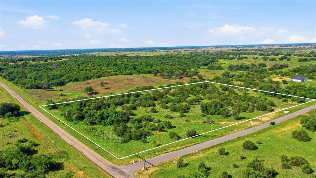 100 Gilmore Court, Lipan, TX 76462
