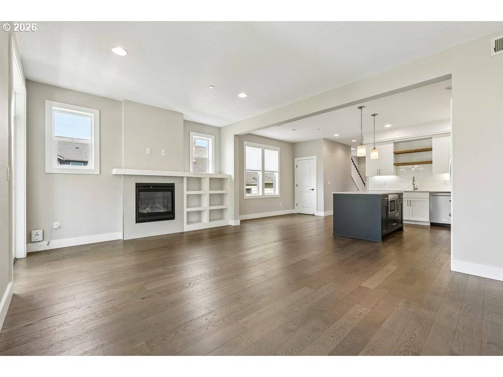 2027 SE HAROLD ST, Portland, OR 97202