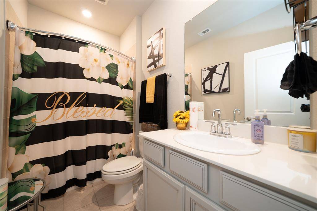 135 Meredith Drive, Fate, TX 75087