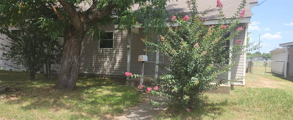 824 Carver Street, Mesquite, TX 75149