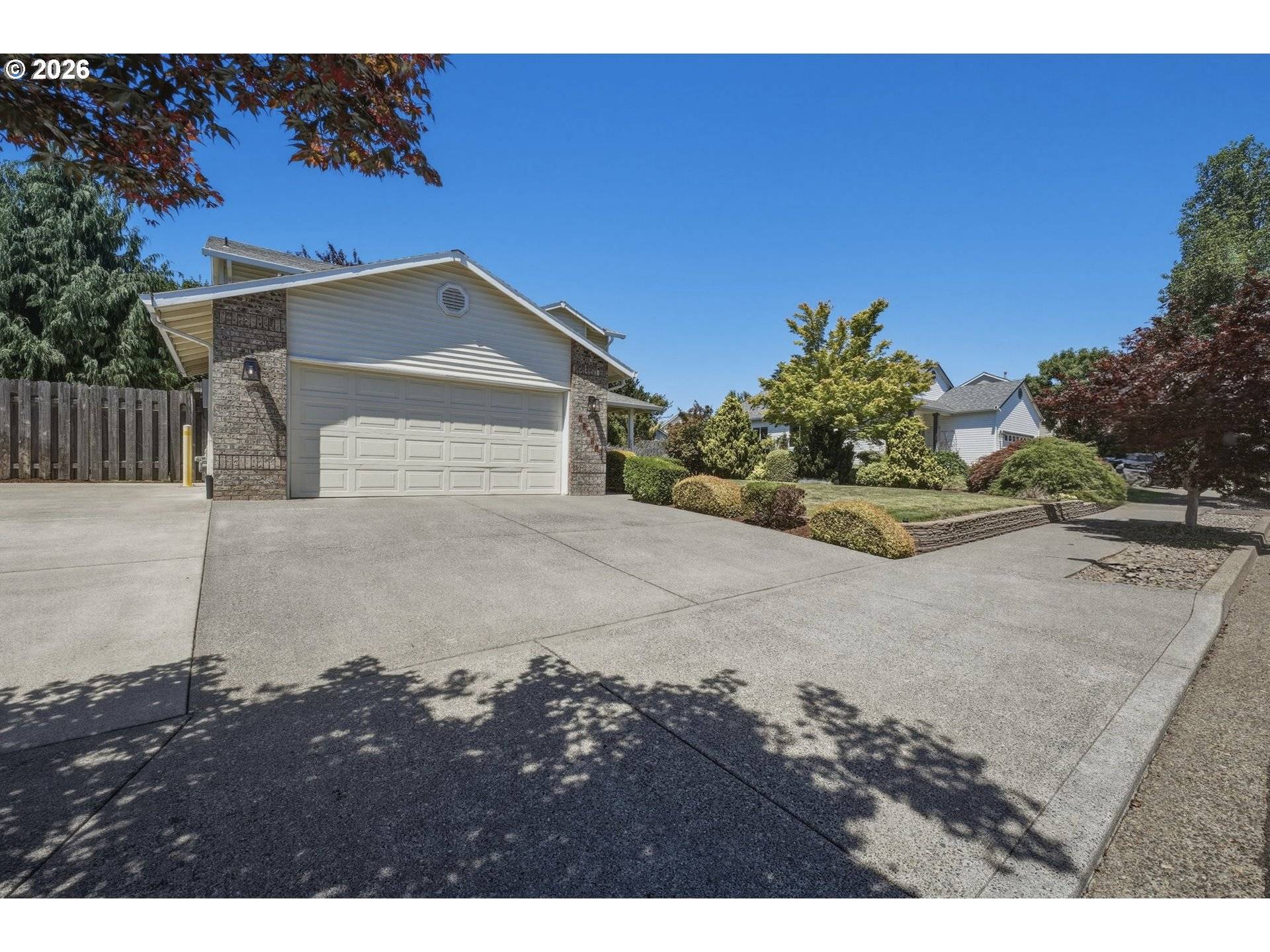 13073 SMOKE TREE PL, Oregon City, OR 97045