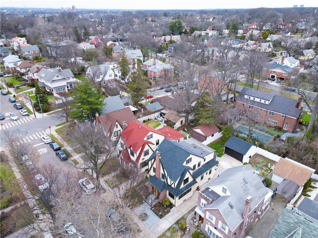 8515 Wareham PL, Jamaica Estates, NY 11432