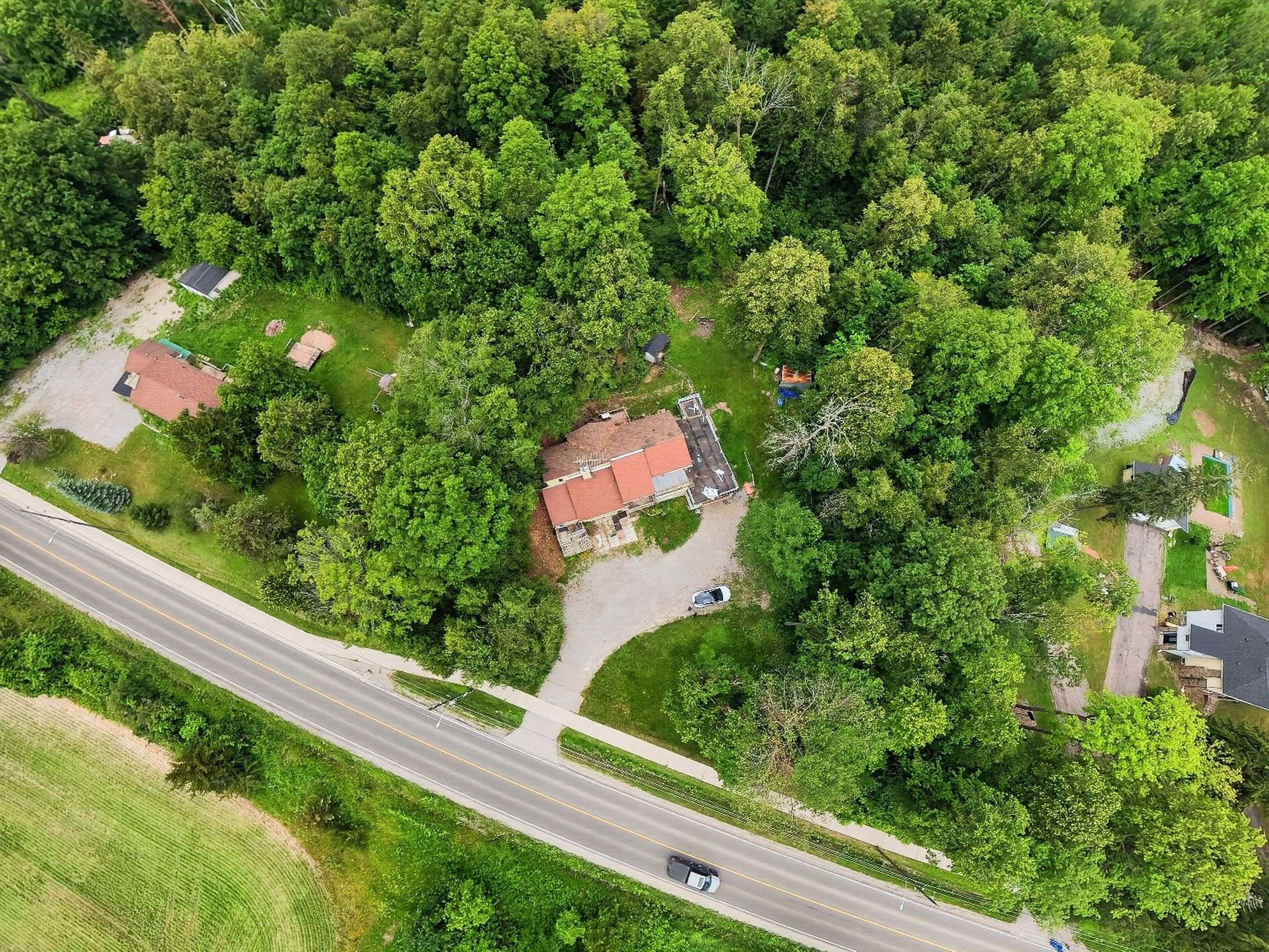 110 Glenwoods AVE, Georgina, ON L4P 3E9