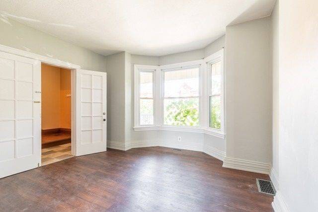 99 Sanford AVE N, Hamilton, ON L8L 5Z1