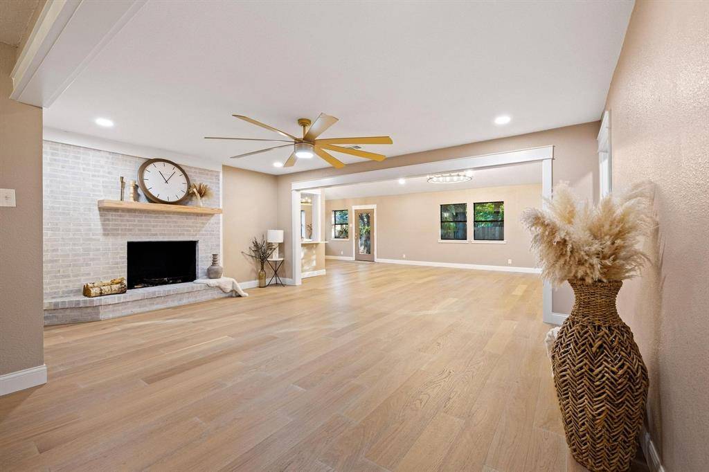 2214 Rex Cruse Drive, Sherman, TX 75092