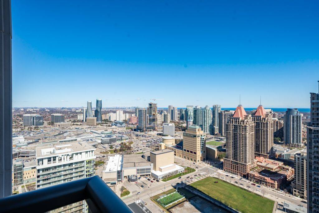 385 Prince of Wales DR #3506, Mississauga, ON L5B 0C6