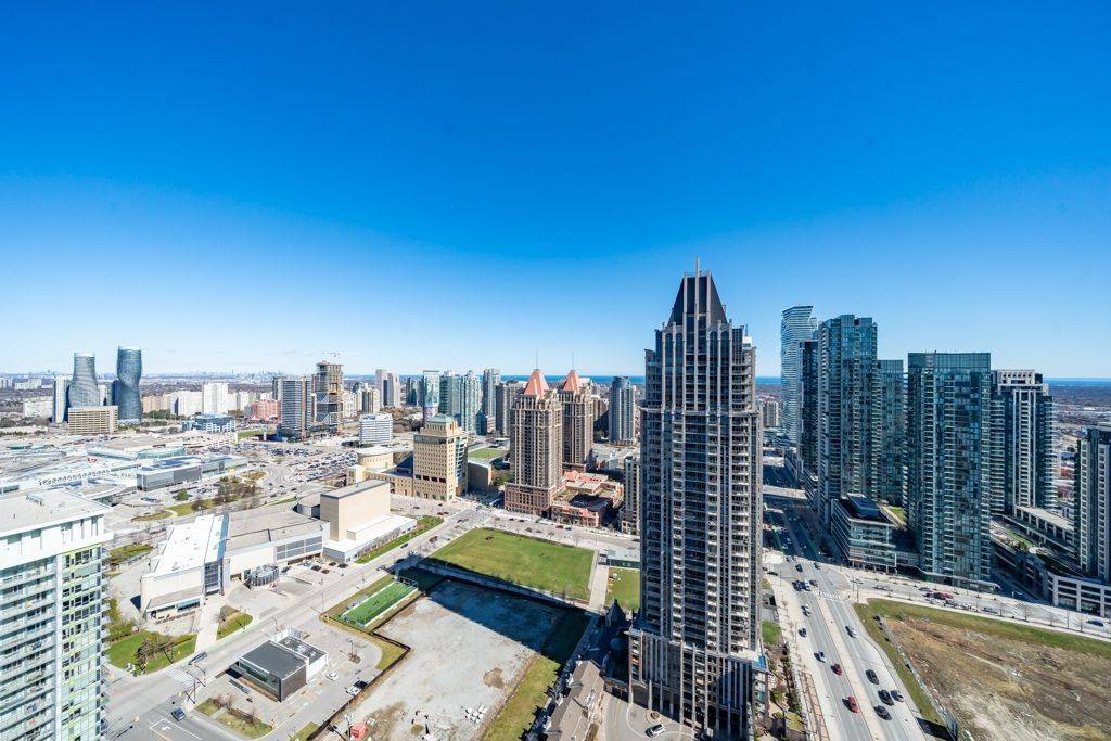 385 Prince of Wales DR #3506, Mississauga, ON L5B 0C6
