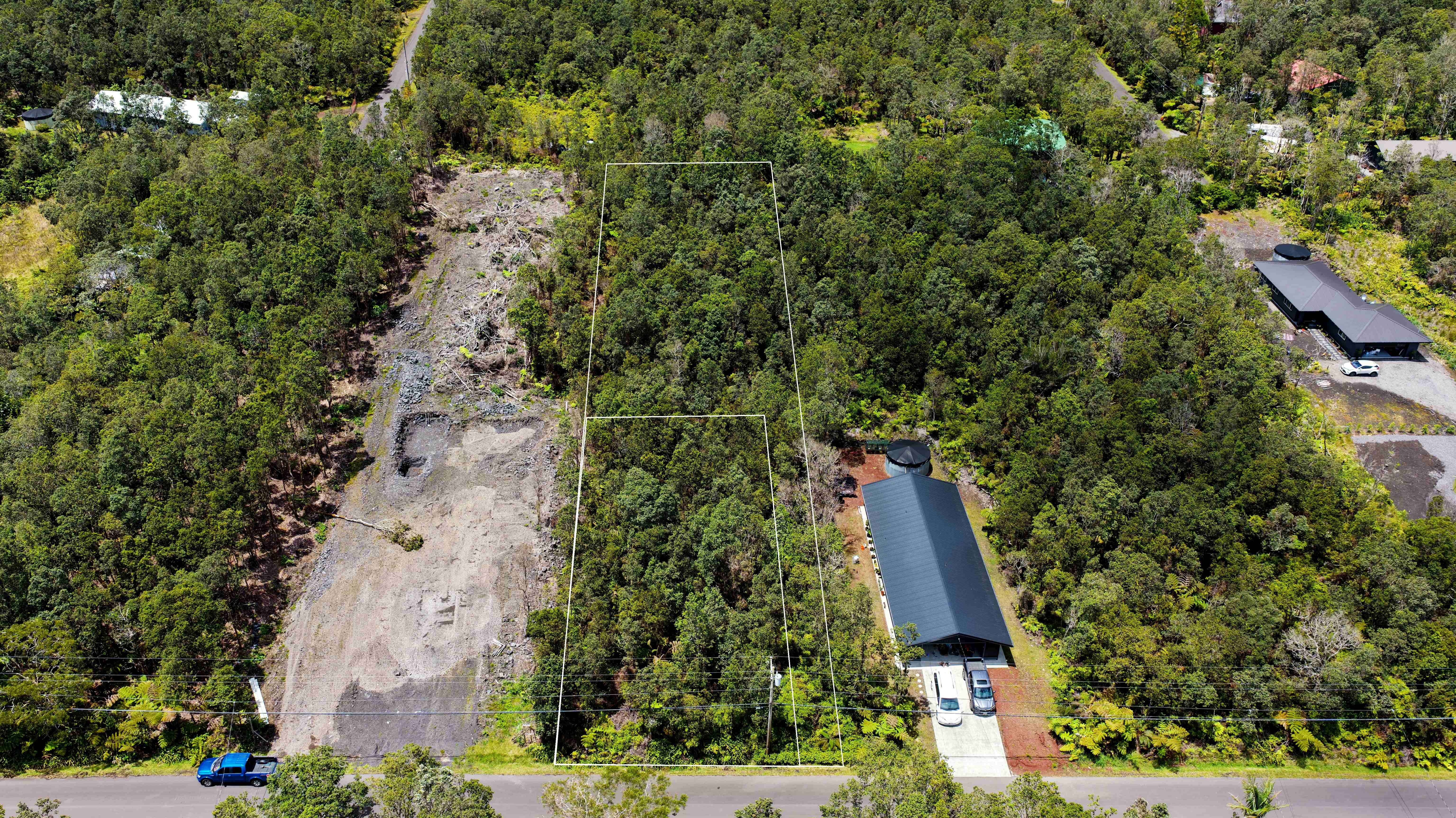 LIONA ST, Volcano, HI 96785