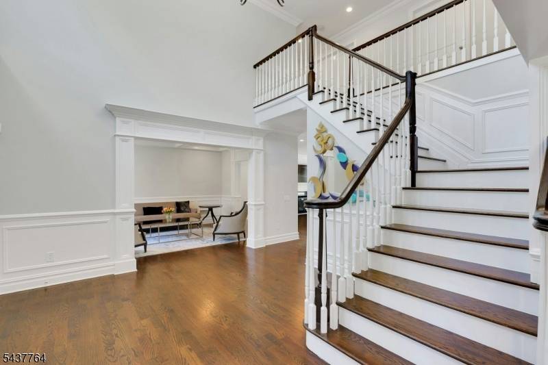 16 Exeter Rd, Millburn Twp., NJ 07078
