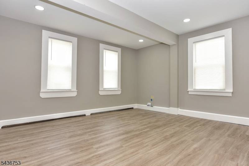134 N 8Th St, Paterson City, NJ 07522