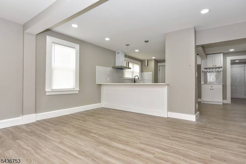 134 N 8Th St, Paterson City, NJ 07522