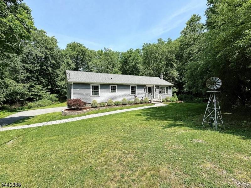 13 Deer Run, Fredon Twp., NJ 07860