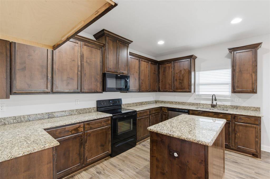 4805 Pickett, Greenville, TX 75401
