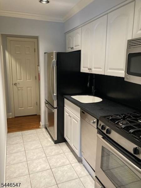 711 Washington Dr, Ramsey Boro, NJ 07446