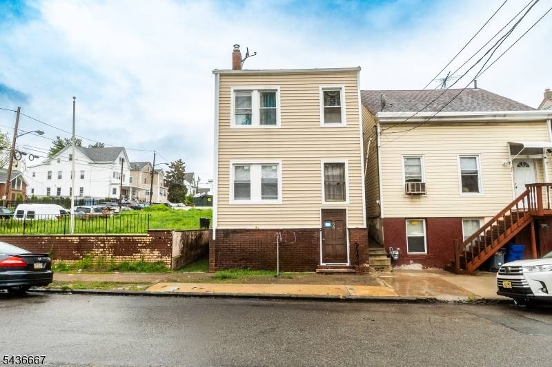54 Bloomfield Ave, Paterson City, NJ 07503