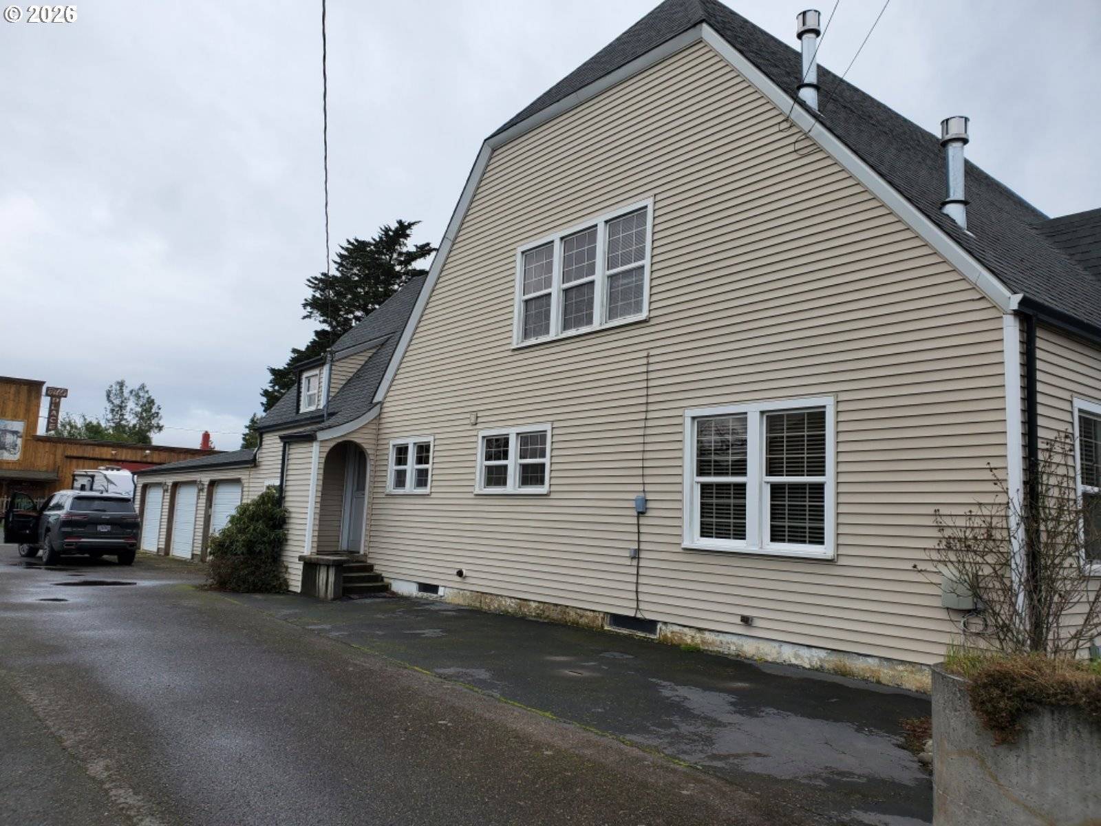 201 N BIRCH ST, Coquille, OR 97423