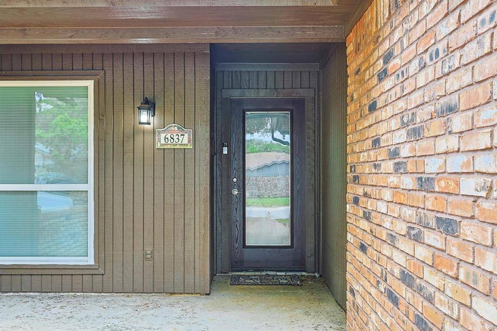 6837 Starnes Road, North Richland Hills, TX 76182