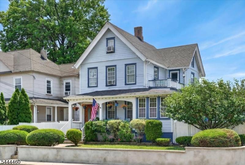 583 Somerset St, North Plainfield Boro, NJ 07060