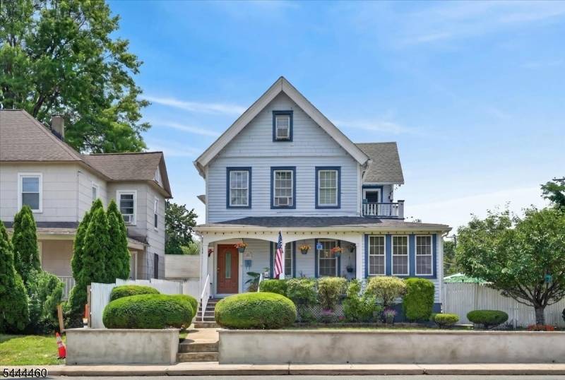 583 Somerset St, North Plainfield Boro, NJ 07060