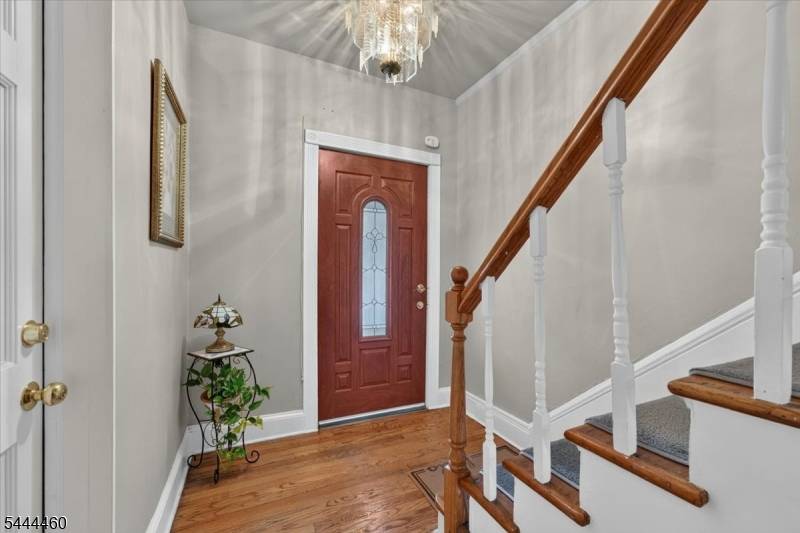 583 Somerset St, North Plainfield Boro, NJ 07060