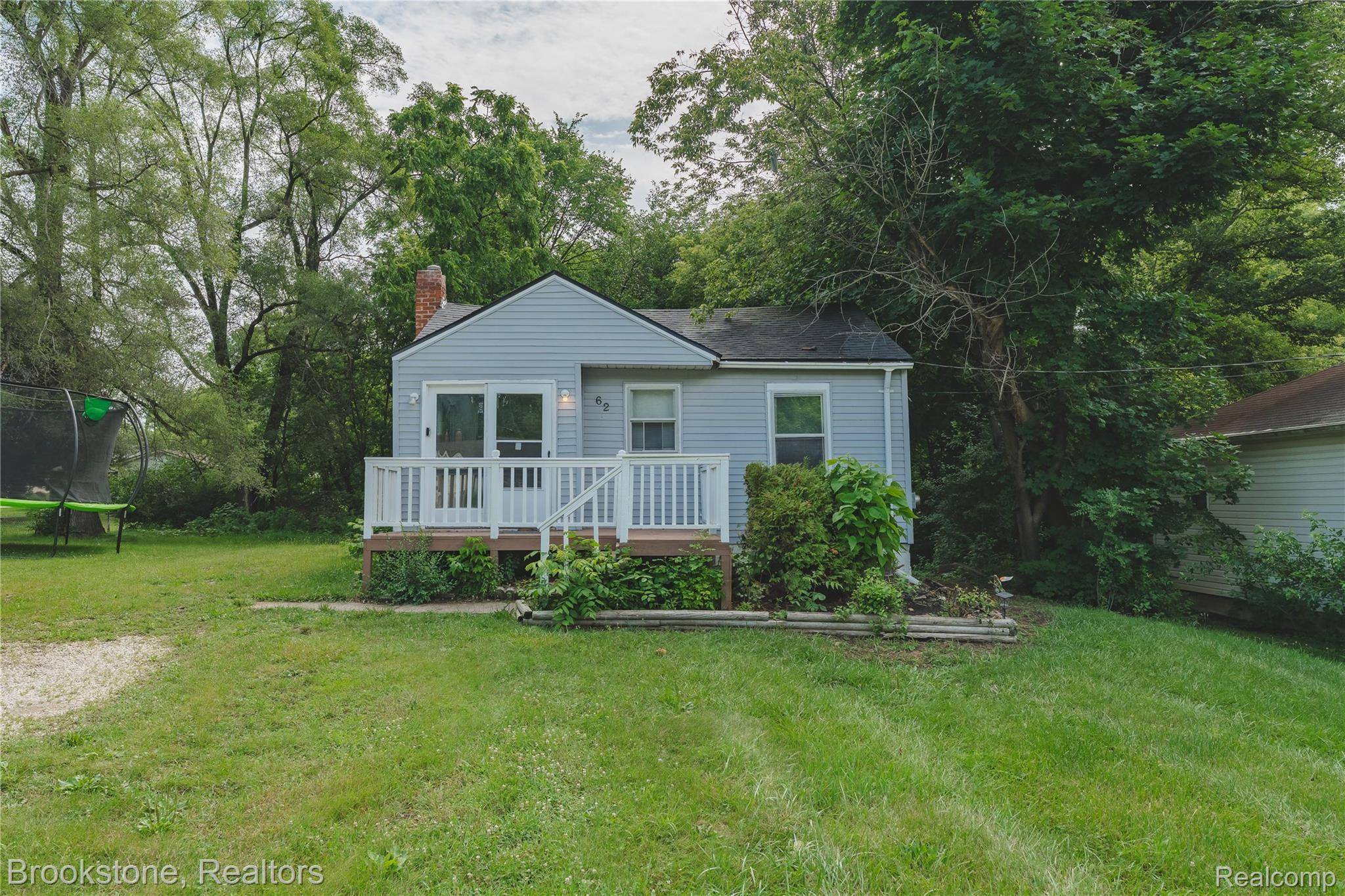62 Court ST, Pontiac, MI 48342