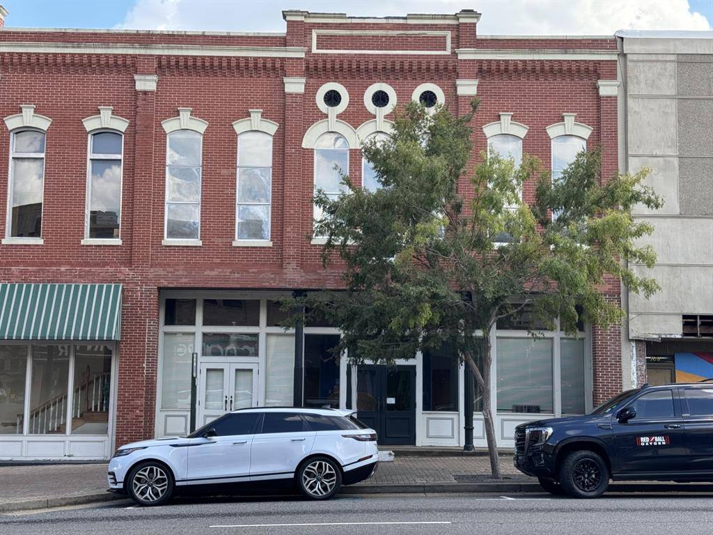 705 Texas Street, Shreveport, LA 71101