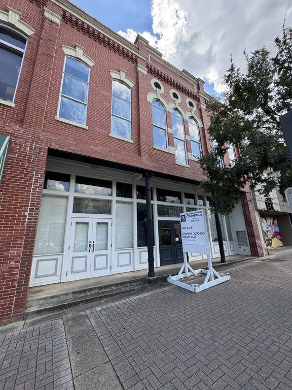 705 Texas Street, Shreveport, LA 71101
