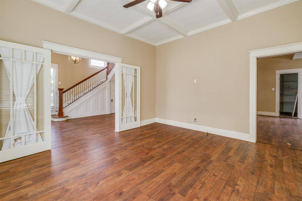 720 W Pecan Street, Coleman, TX 76834