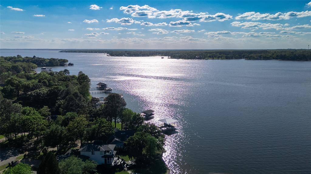 124 Shoreline Circle, Malakoff, TX 75148
