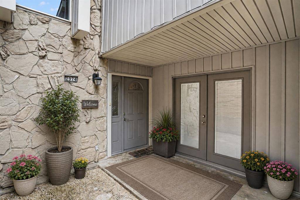 2974 Country Place Circle, Carrollton, TX 75006