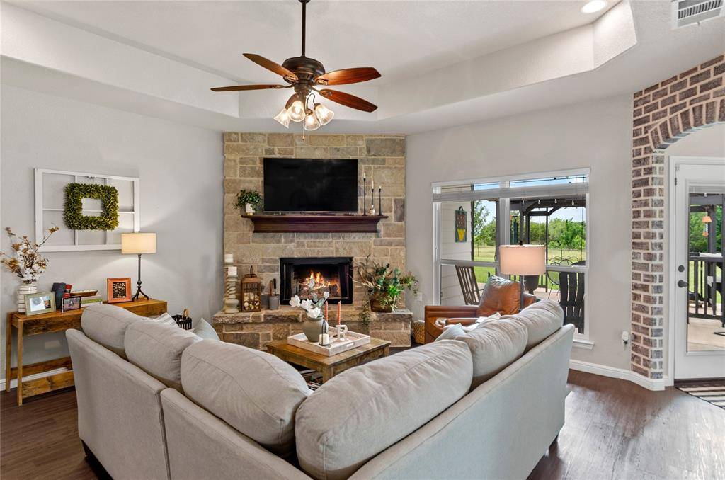 6093 S Fm 730, Decatur, TX 76234