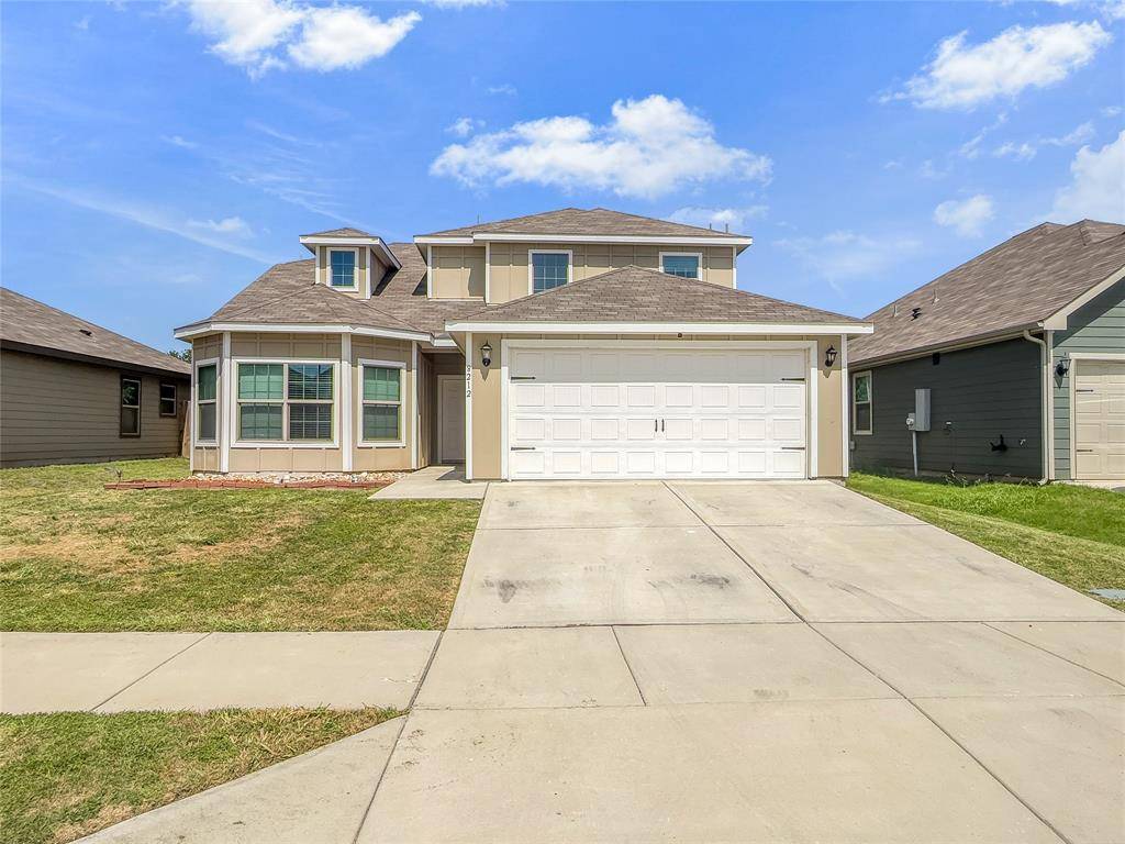 8212 Buck Mountain Pass, Fort Worth, TX 76179