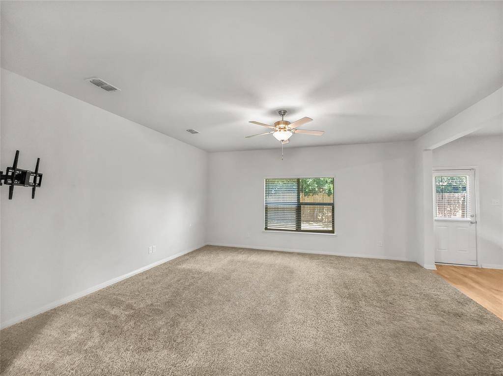 8212 Buck Mountain Pass, Fort Worth, TX 76179