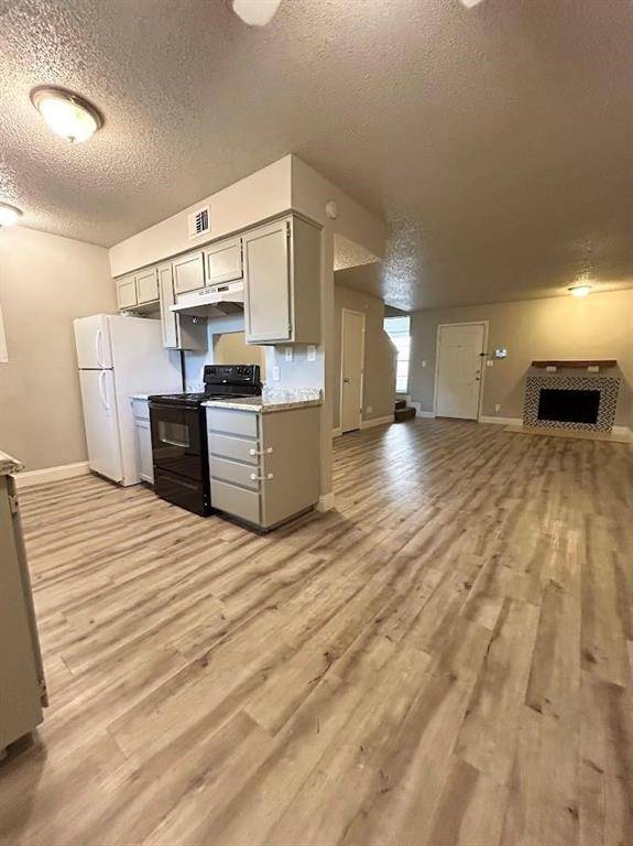 3741 Bonnie Drive #D, Fort Worth, TX 76116
