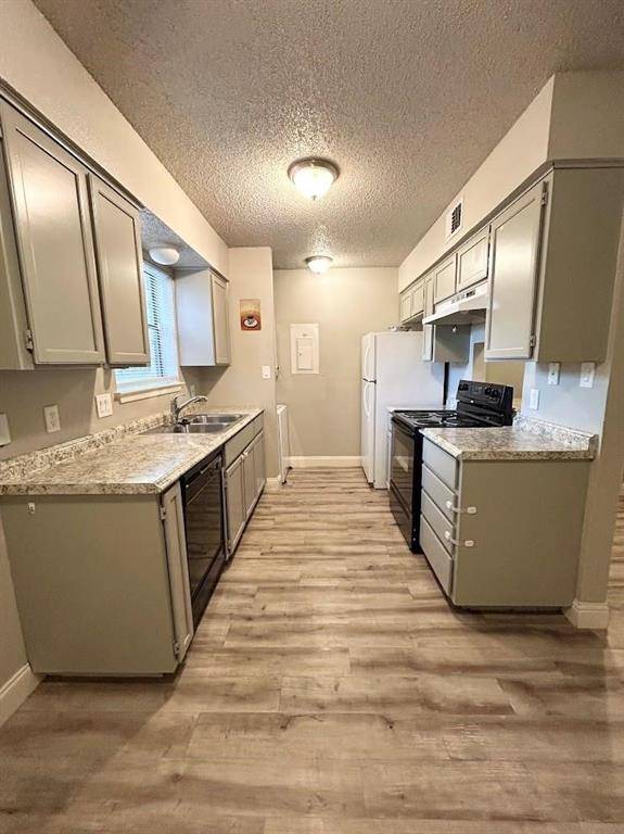 3741 Bonnie Drive #D, Fort Worth, TX 76116