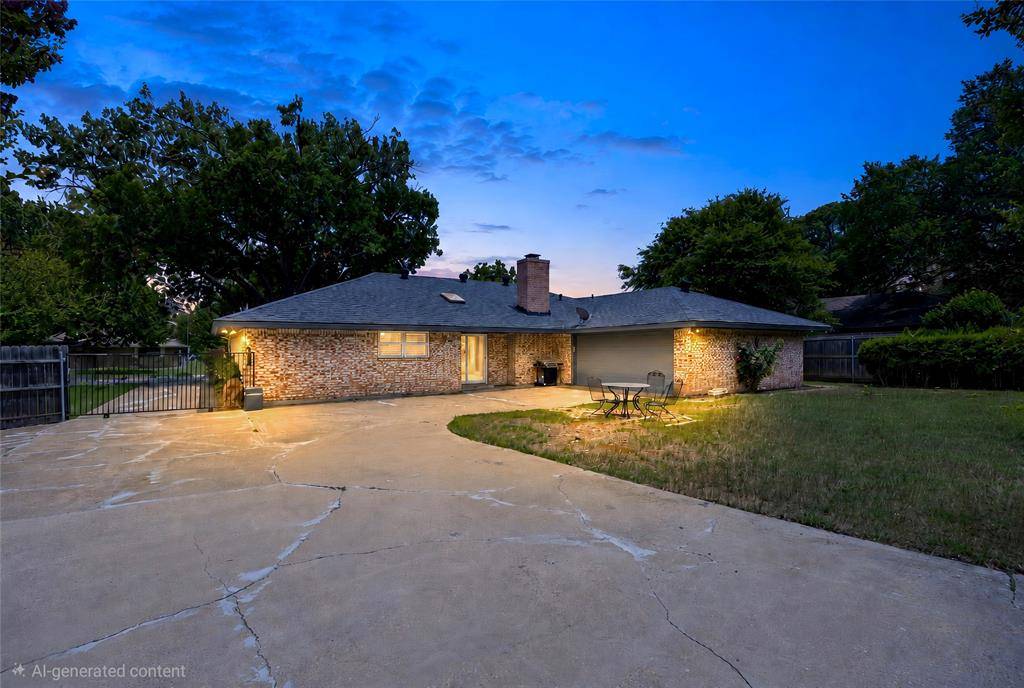 5012 Westhaven Drive, Fort Worth, TX 76132