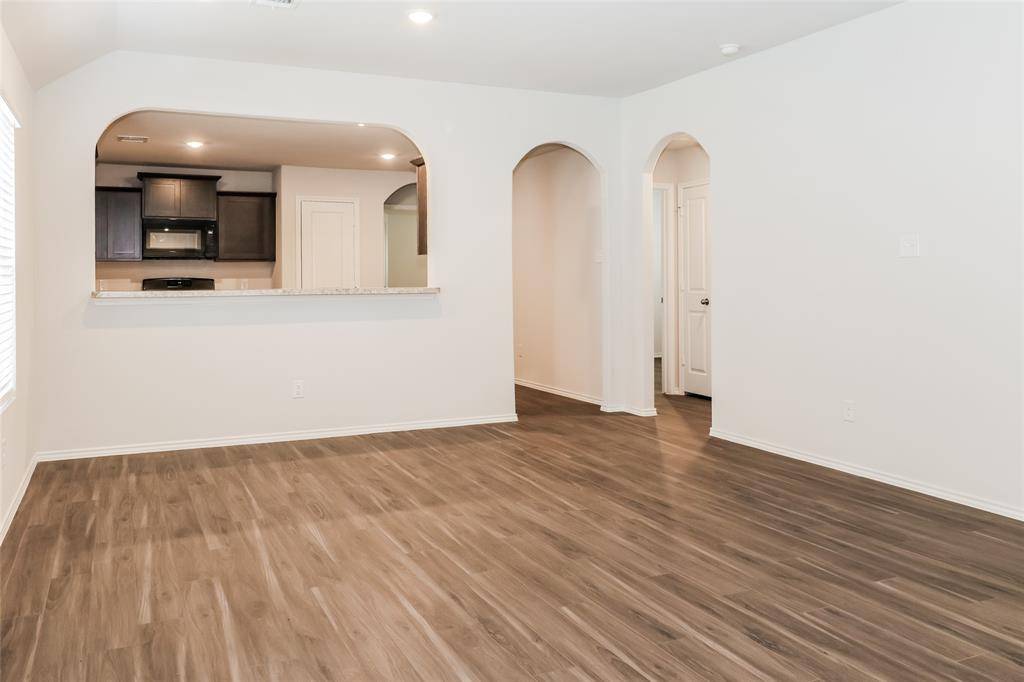 500 Woodhouse Way, Everman, TX 76140
