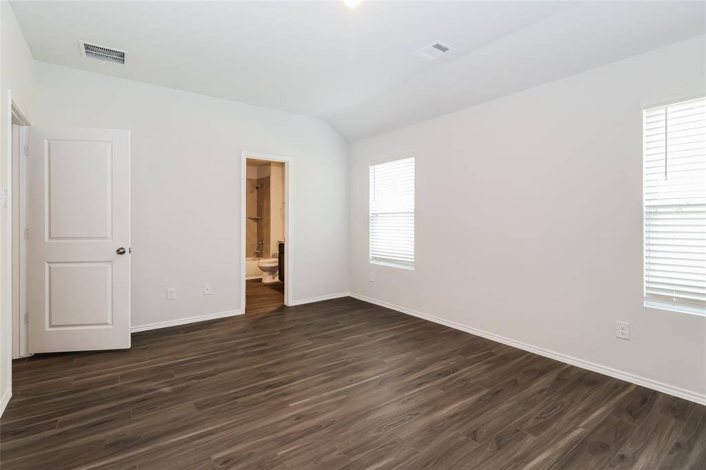 500 Woodhouse Way, Everman, TX 76140