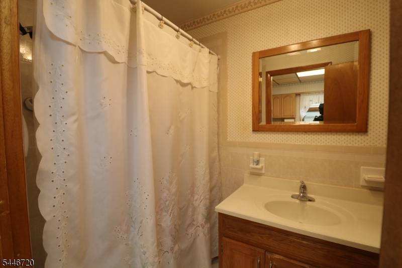 15 Darcy St, Newark City, NJ 07105