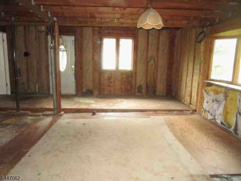 Address not disclosed, Denville Twp., NJ 07834