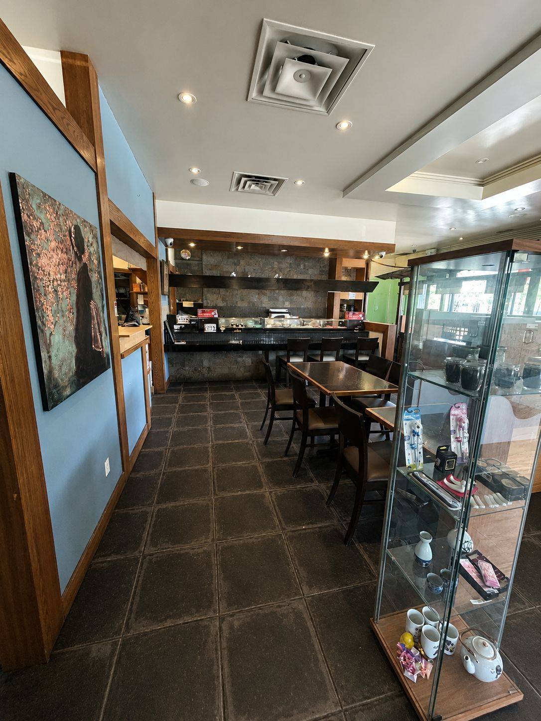 187 Cross AVE #2, Oakville, ON L6J 2W7