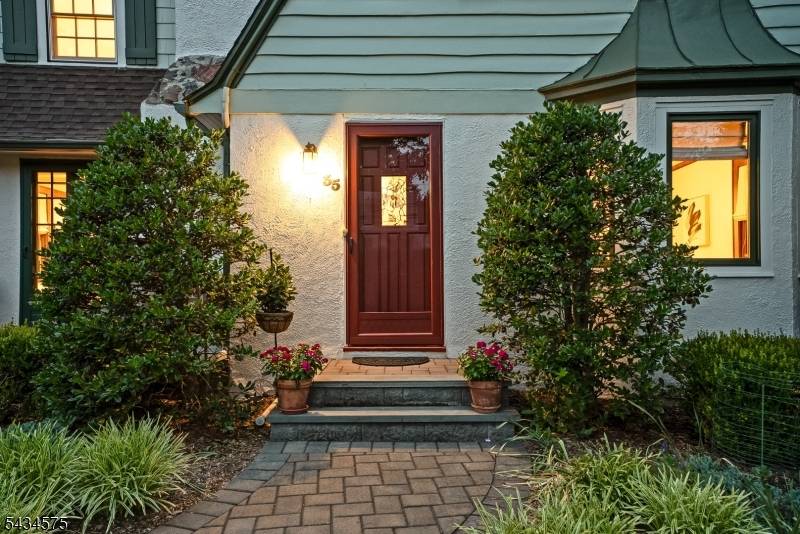 35 Woodland Road, Millburn Twp., NJ 07078