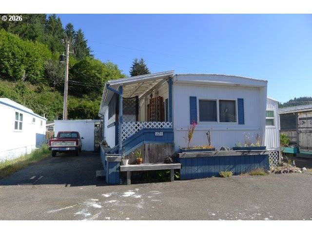 174 RIGGS HILL LN, Winchester Bay, OR 97467