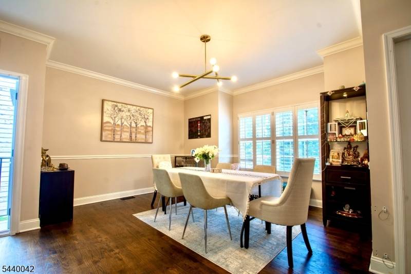 199 D Amboy Ave #199D, Metuchen Boro, NJ 08840