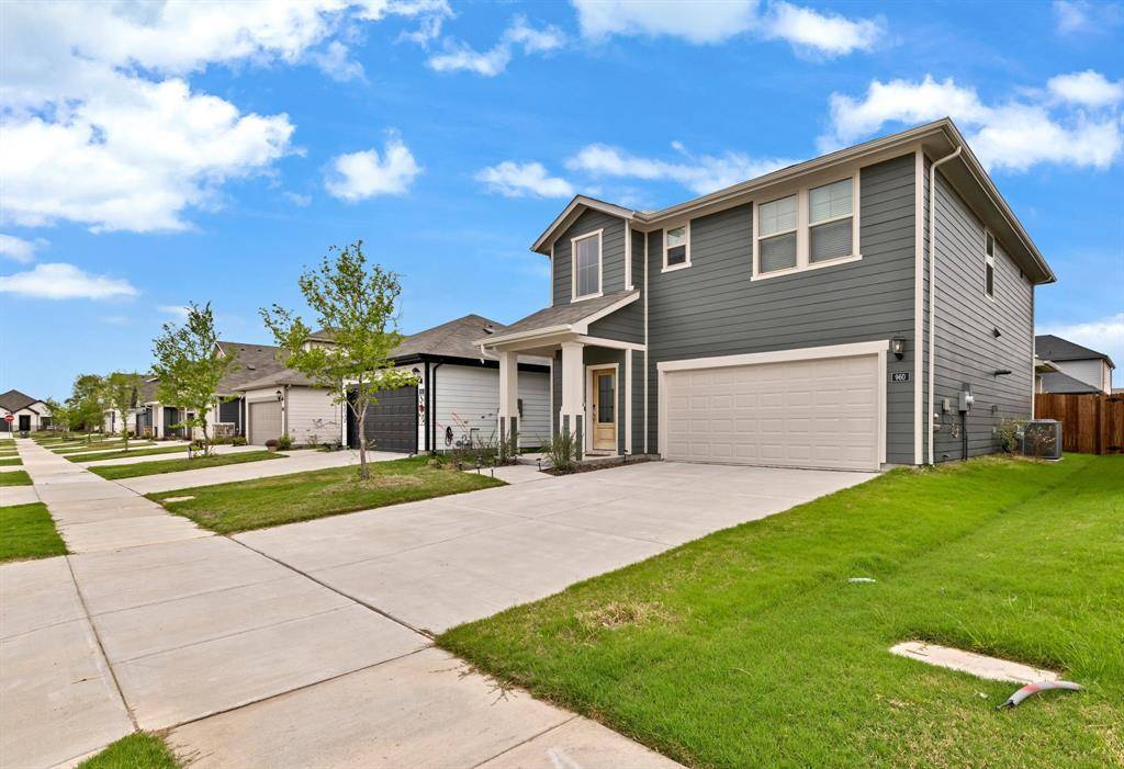 960 Summer Drive, Lavon, TX 75166